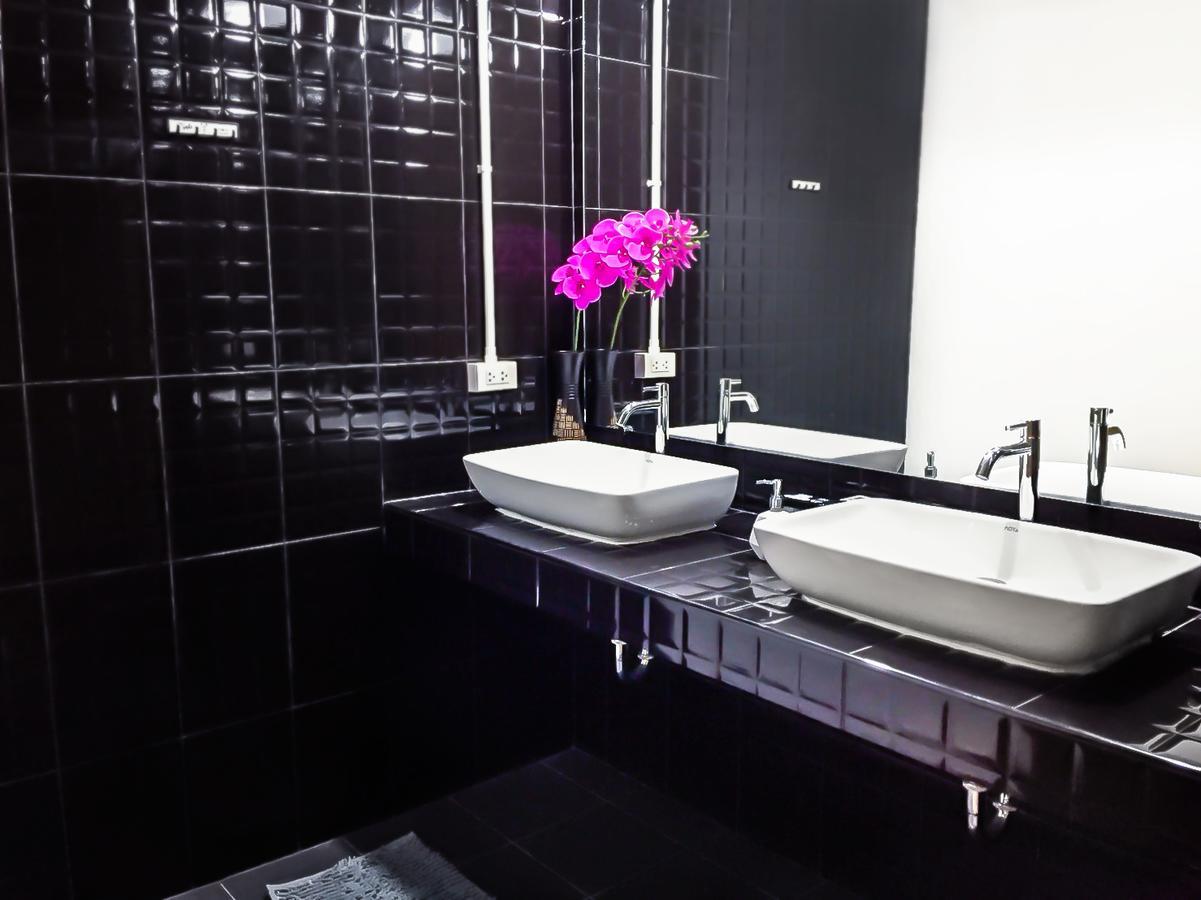 Hostel Artistel (Adults Only) Chiang Mai Zewnętrze zdjęcie