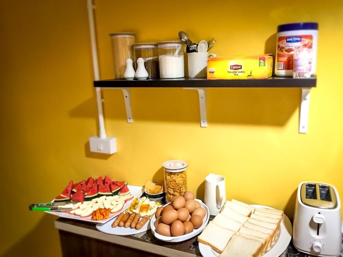Hostel Artistel (Adults Only) Chiang Mai Zewnętrze zdjęcie