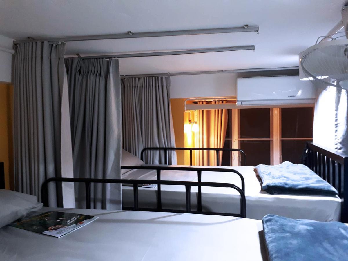 Hostel Artistel (Adults Only) Chiang Mai Zewnętrze zdjęcie